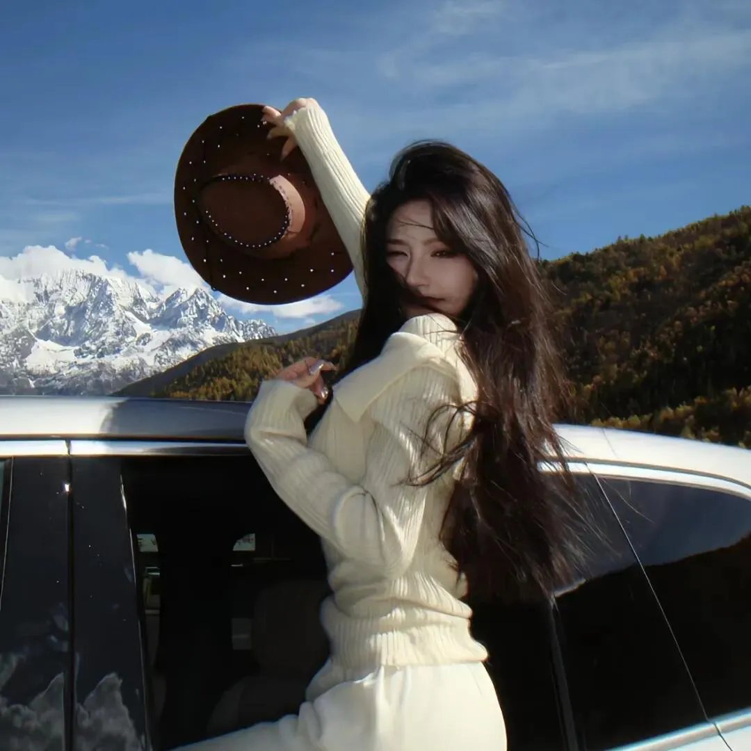 驼背人与舞女